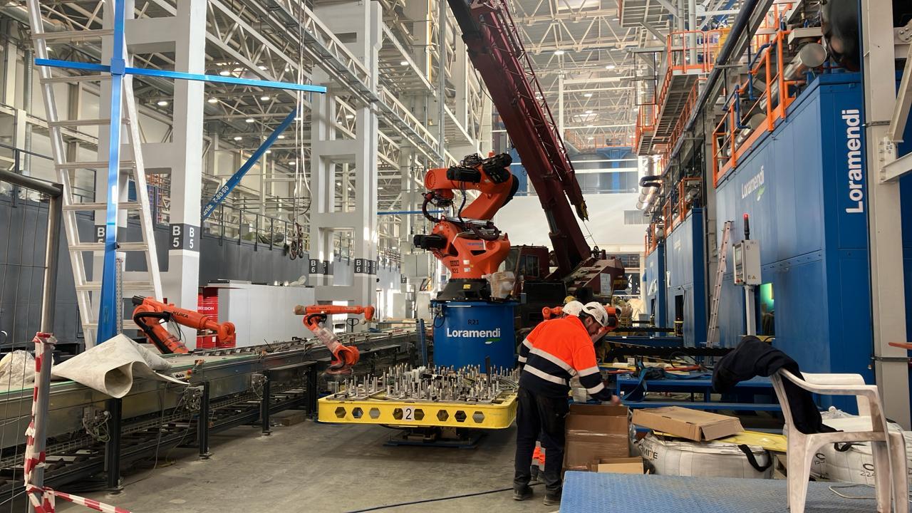 Handling & Automation Systems — robotic handling